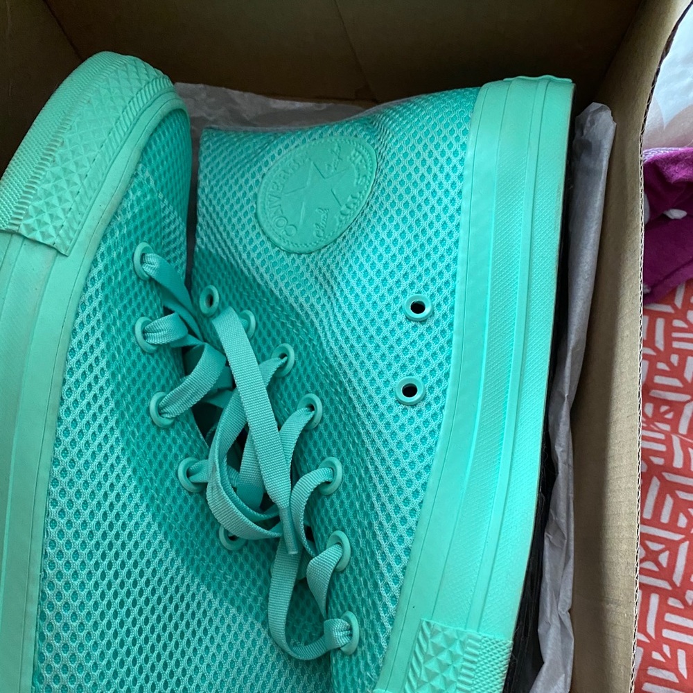 Converse